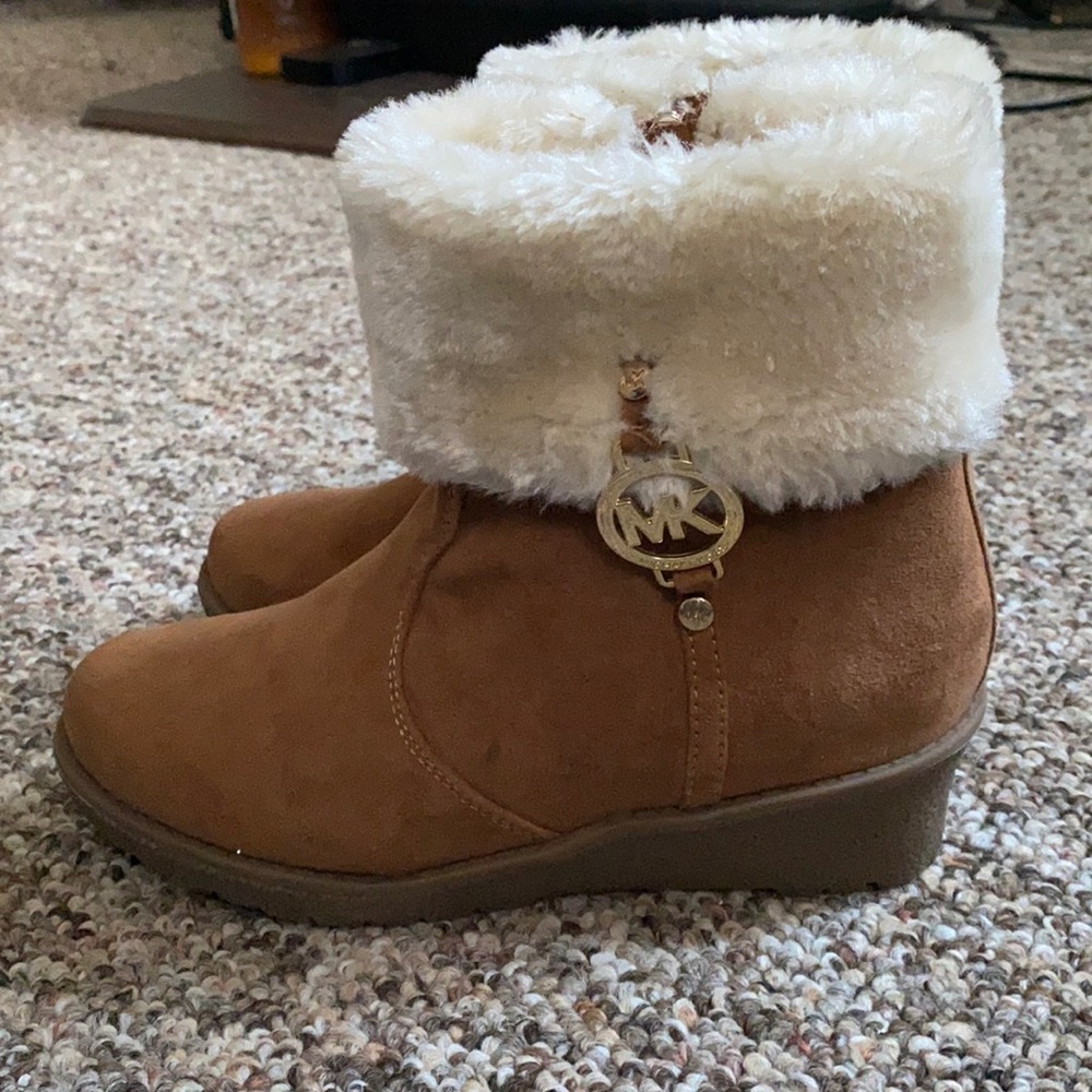 NWOT Big Girl Michael Kors Wedge Bootie